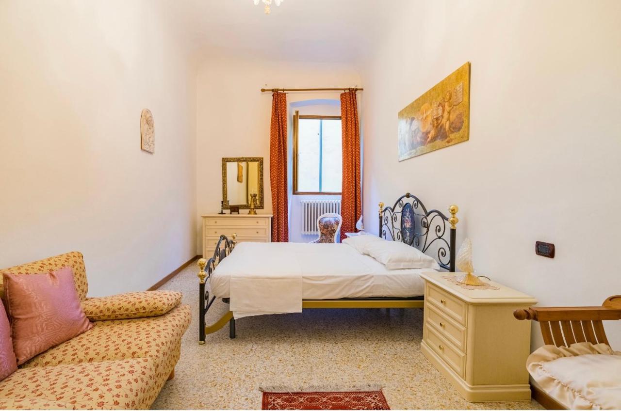 Central And Spacious Apartment Florence Exterior photo