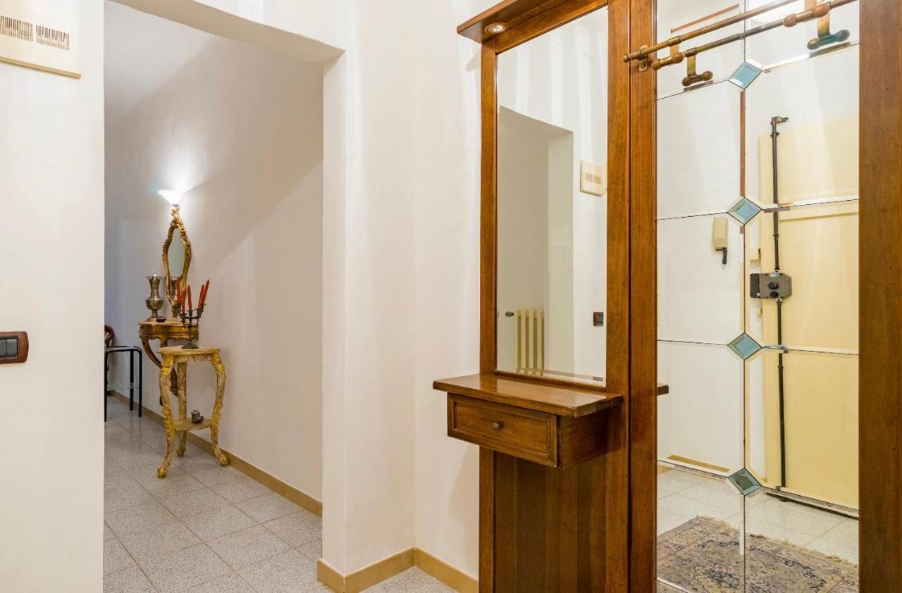 Central And Spacious Apartment Florence Exterior photo